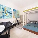 Cosy With Airconditioner شقة بودابست
